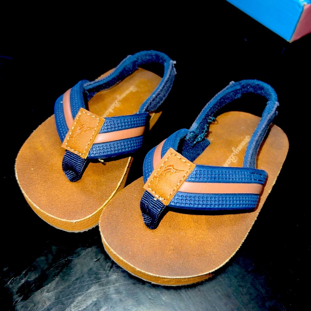 Tommy Bahama baby sandals NWOT size 4